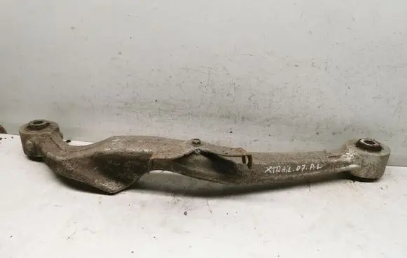 Nissan X-Trail T31 Rear suspension control arm 