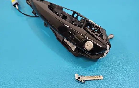 Peugeot 3008 II Front door exterior handle 9686433780 IMPRK1556752