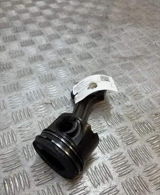 BMW X5 E70 Piston with connecting rod 