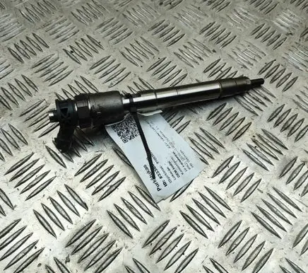 Jeep Grand Cherokee (WK) Fuel injector 35062015F 0445110523