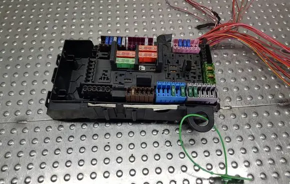 Mercedes-Benz E W213 Fuse box set S26371099 A2139068801 A2135400200