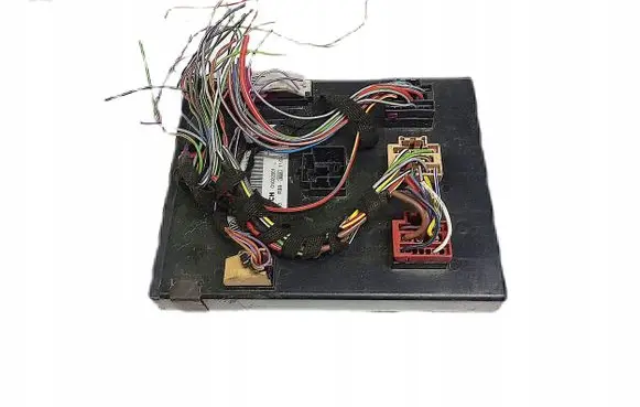 Audi A4 S4 B8 8K Comfort/convenience module 8K0907063