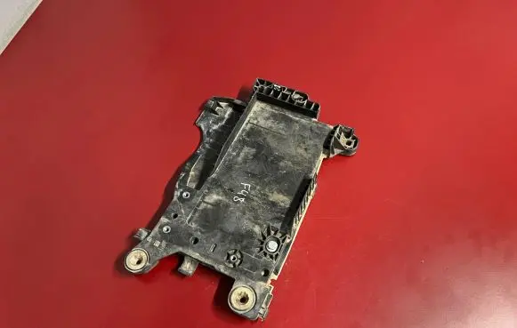 BMW X1 F48 F49 Battery tray 7641797