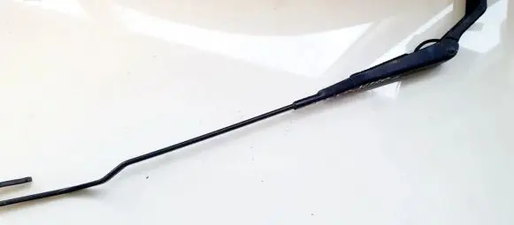 Volvo S40, V40 Front wiper blade arm