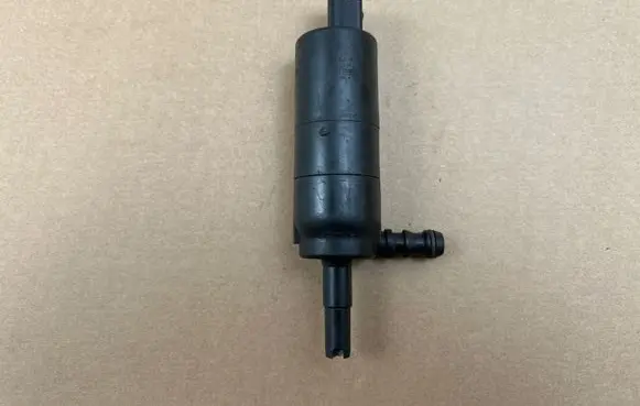 Opel Zafira C Headlight washer pump 13264299