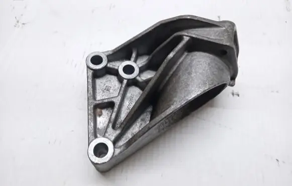 Opel Insignia A Driveshaft support bearing bracket 22945405
