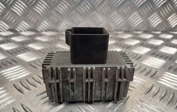 Opel Zafira A Glow plug pre-heat relay 55354141 51299018A