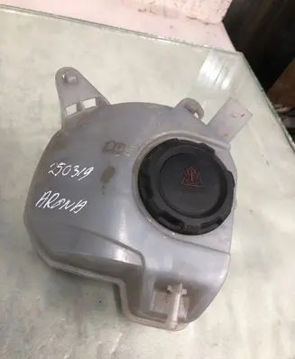 Seat Arona Coolant expansion tank/reservoir 2q0121407