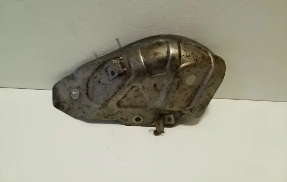 Mitsubishi Outlander Exhaust heat shield