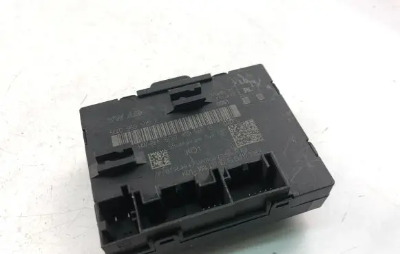 Volkswagen PASSAT CC Other control units/modules 5Q0959595E