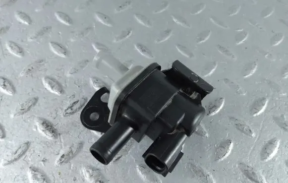 Toyota Corolla Cross Turbo solenoid valve 9091012279 1362007110