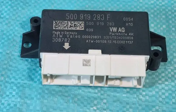 Skoda Octavia Mk3 (5E) Parking PDC control unit/module 5Q0919283F 308782 5Q0919283