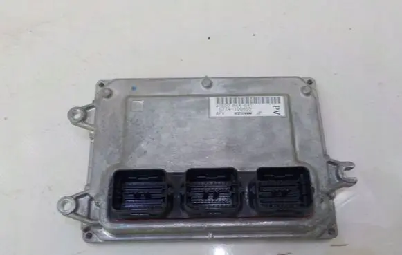Honda CR-V Engine control unit/module 37820R6A