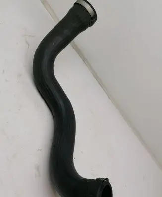 Ford Transit Intercooler hose/pipe H00240