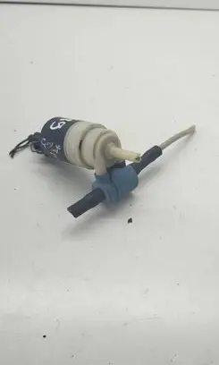 Volkswagen Golf III Windscreen/windshield washer pump 1H6955651