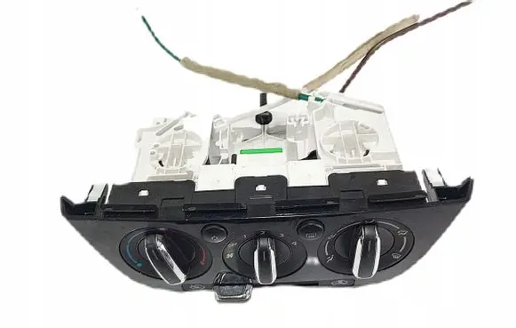 Mitsubishi Space Star Climate control unit