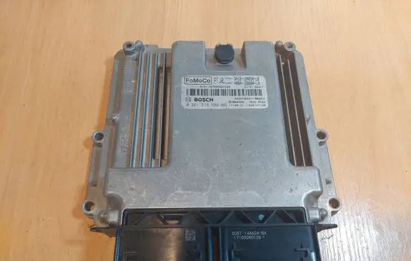 Ford Fiesta Engine control unit/module ECU 0261S18588 GN15-12A650-LB HA6A-12B684-LA