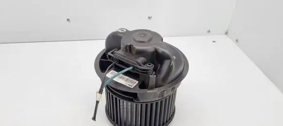 Toyota Aygo AB10 Heater fan/blower N101813C