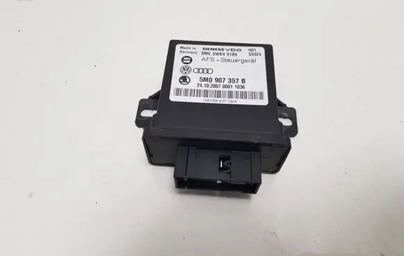 Volkswagen PASSAT B6 Light module LCM 5M0907357B