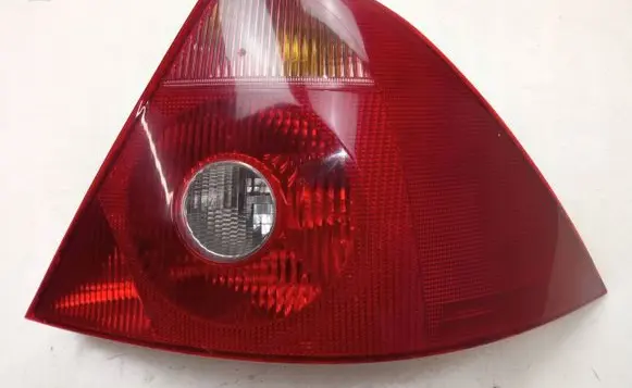 Ford Mondeo Mk III Rear/tail lights
