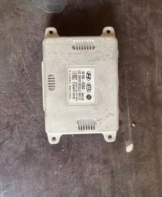 Hyundai Ioniq 5 Headlight ballast module Xenon 92180GJ050 00280132 D1048AP81100165