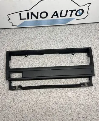 Radio/GPS head unit trim