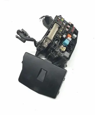 Toyota Auris 150 Fuse box set 8266202210