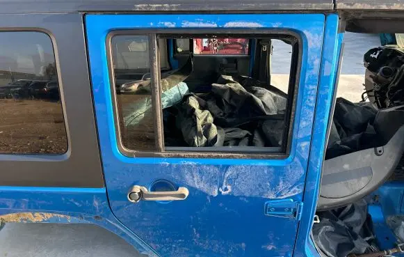 Jeep Wrangler Rear door