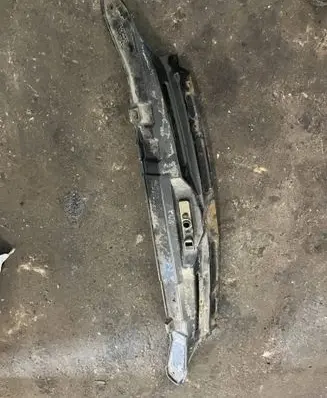 Mercedes-Benz Sprinter W901 W902 W903 W904 Headlight/headlamp mounting bracket 