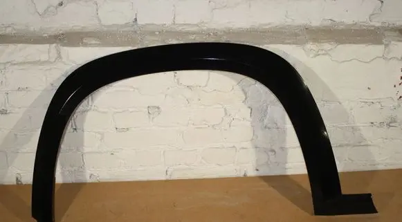 BMW XM Front arch trim 9450913