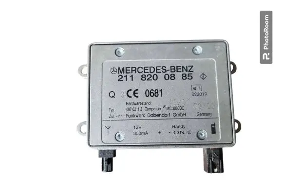 Mercedes-Benz E W211 Antenna control unit 2118200885