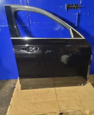 Volvo XC90 Front door 31698771 31693088