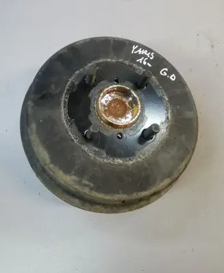 Toyota Yaris Drum brake (rear) 