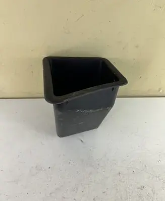 Jeep Grand Cherokee Glove box in trunk 0831201047322 083120104732