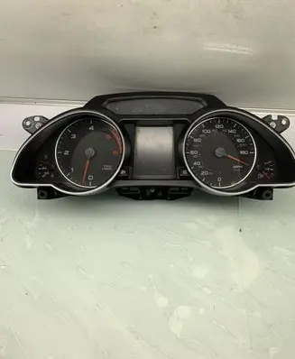 Audi A5 8T 8F Speedometer (instrument cluster) 8T0920981B