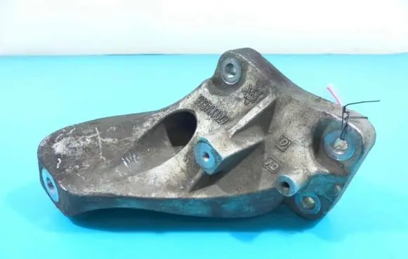 Maserati Ghibli Engine mounting bracket 670004866 IMPRK1230056