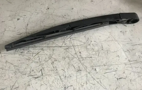 Opel Astra J Rear wiper blade 