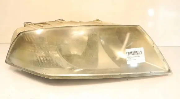 Skoda Octavia Mk2 (1Z) Headlight/headlamp