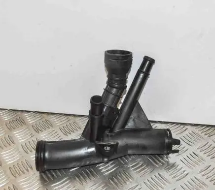 Audi A3 S3 8V Thermostat 04L121026