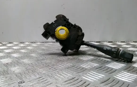 Nissan Patrol 4W60 Wiper control stalk 7517