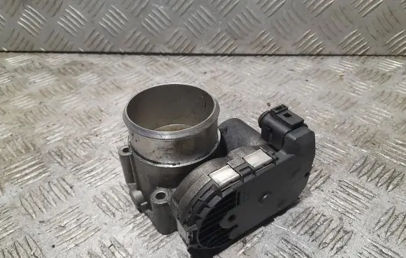 Audi A4 S4 B6 8E 8H Throttle valve 06B133062M