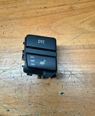 BMW 5 E60 E61 Seat heating switch 9159052