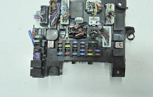 Mitsubishi ASX Fuse box set 8637A643 7741001009 51945J239