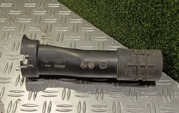 Mercedes-Benz Citan W415 Air intake duct part 8200612290