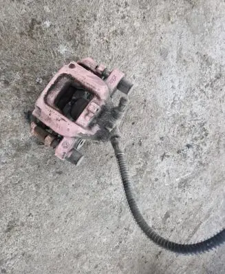 Mercedes-Benz C W204 Rear brake caliper