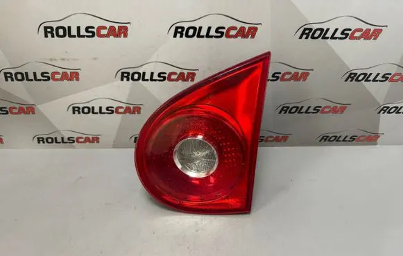 Volkswagen Golf V Tailgate rear/tail lights 1K6945094E