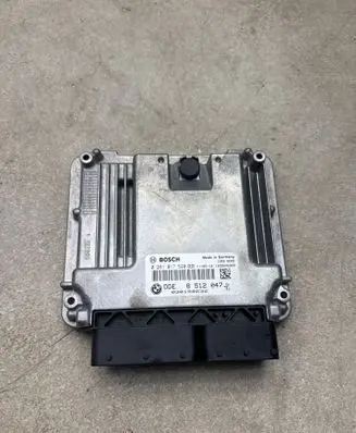 BMW 3 E92 E93 Engine control unit/module 8512047 0281017520 030150232