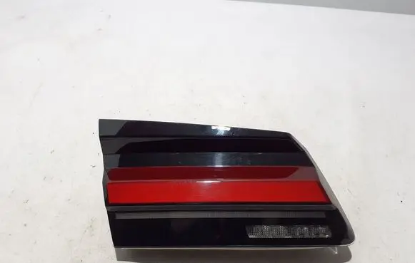 BMW 5 G30 G31 Tailgate rear/tail lights 8493819