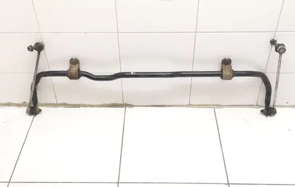 Volkswagen Golf V Front anti-roll bar/sway bar
