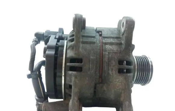 Volkswagen Touran I Generator/alternator 06F903023F